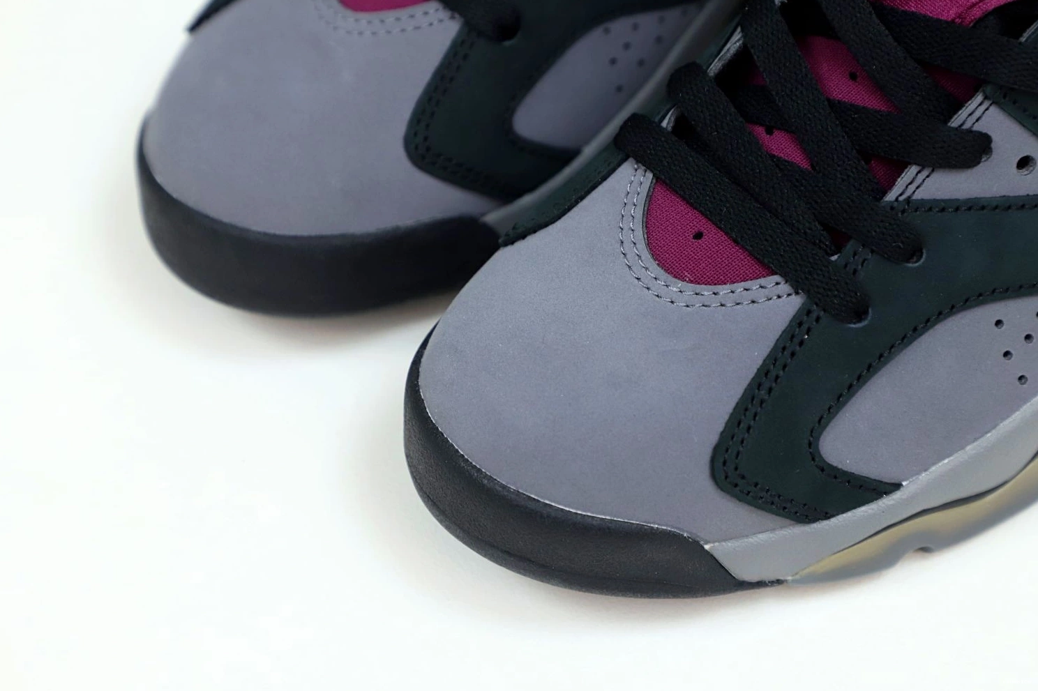 6 JORDAN AIR BORDEAUX RETRO 1115